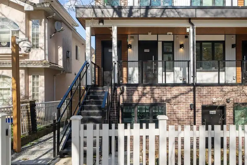 2685 DUKE STREET - photo 2 of 20