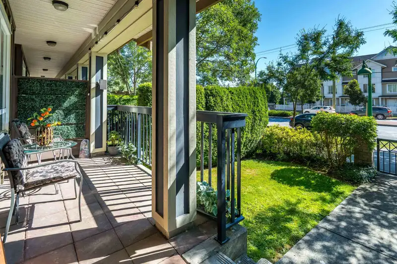 57 7088 191 STREET - photo 2 of 40