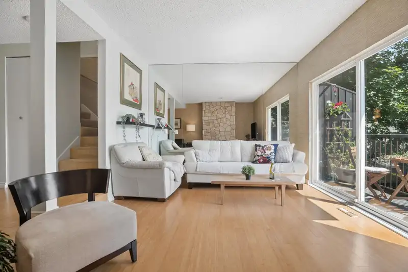 539 IOCO ROAD - photo 2 of 34