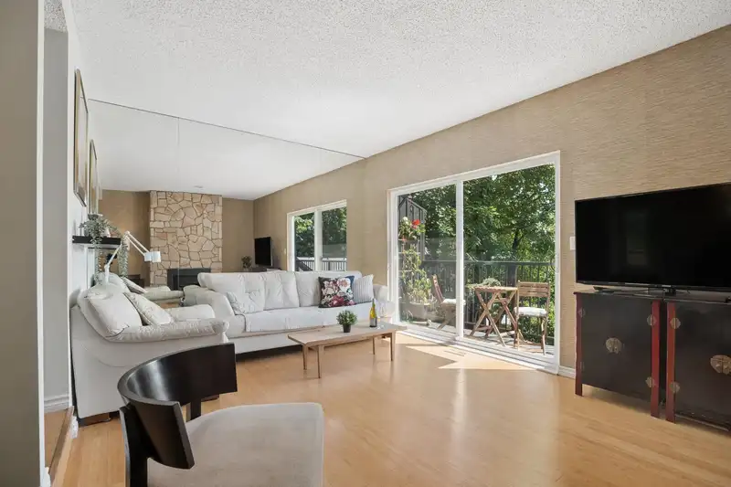 539 IOCO ROAD - photo 3 of 34