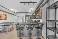 608 27 ALEXANDER STREET - thumbnail 4