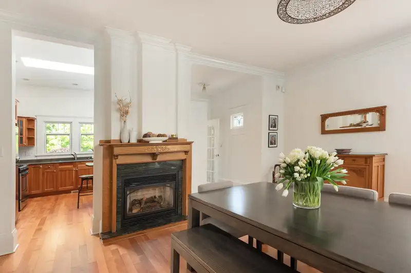 728 FOURTH STREET - photo 4 of 37