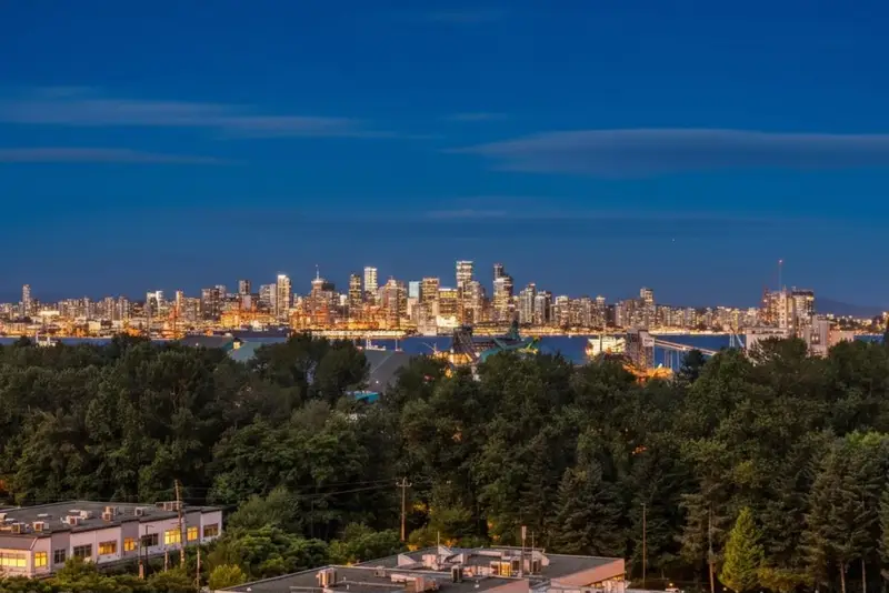 1304 1471 HUNTER STREET - photo 2 of 23