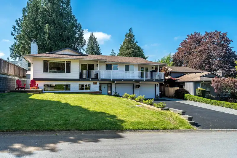 2331 ANORA DRIVE - photo 3 of 40