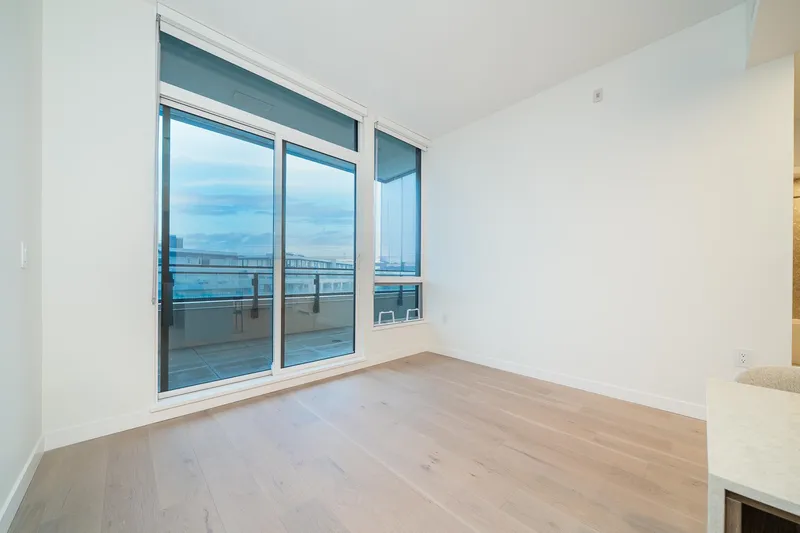 505 5212 CAMBIE STREET - photo 4 of 25