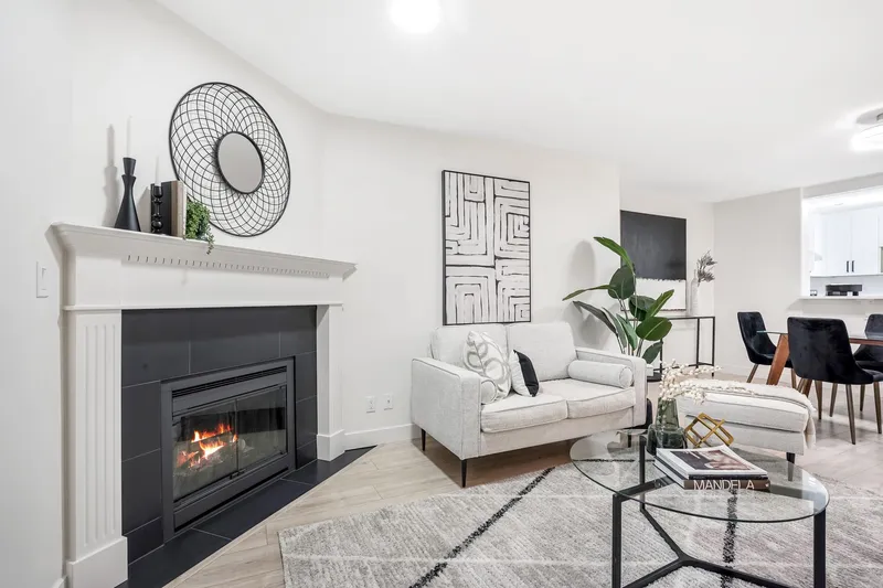 201 13870 70 AVENUE - photo 4 of 25