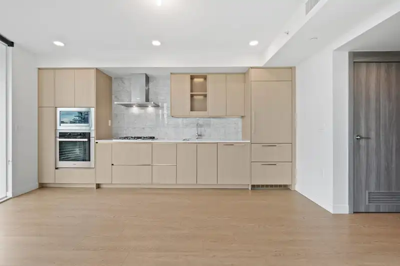 684 87 NELSON STREET - photo 3 of 29