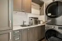 5562 CROWN STREET - thumbnail 28
