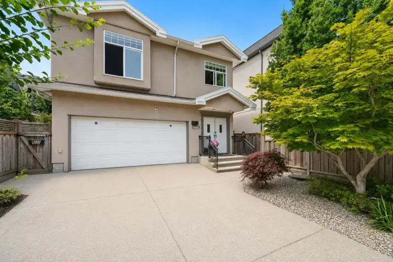 4273 QUEBEC STREET - photo 1 of 40