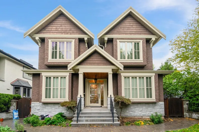 7130 GRANVILLE STREET - photo 1 of 25