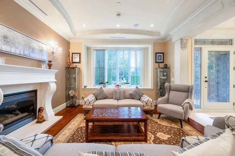 7130 GRANVILLE STREET - photo 3 of 25