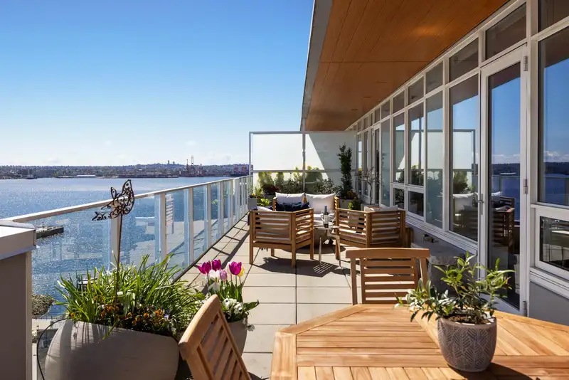 1405 118 CARRIE CATES COURT - photo 3 of 36