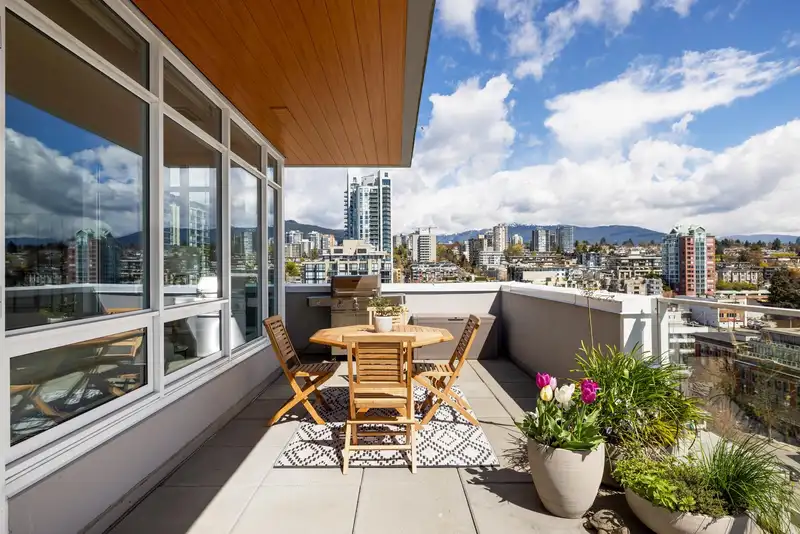 1405 118 CARRIE CATES COURT - photo 4 of 36