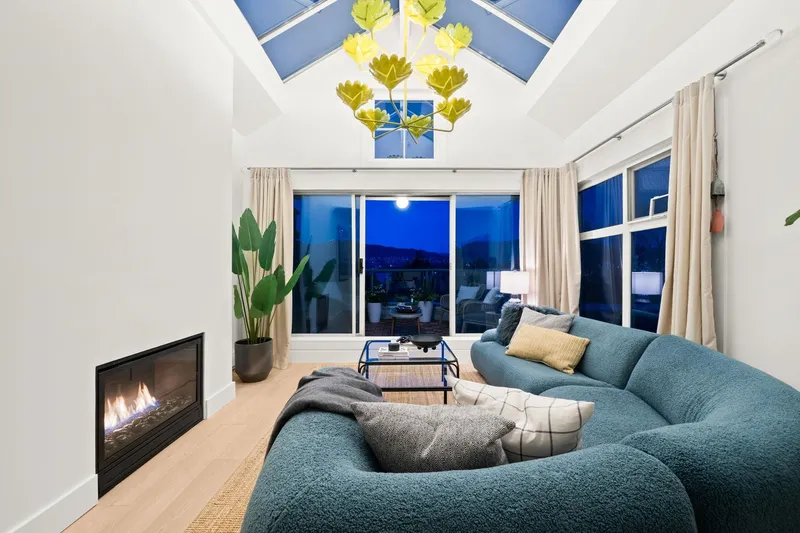 409 2250 W 3RD AVENUE - photo 4 of 25