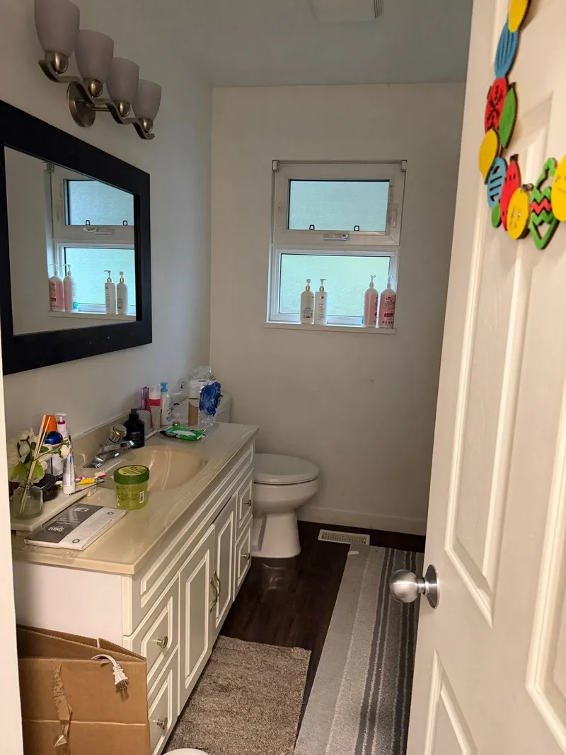 8144 111B STREET - photo 3 of 25