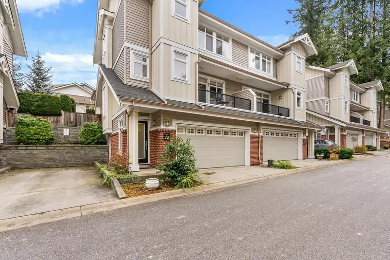 28 2925 KING GEORGE BOULEVARD - photo 1 of 32