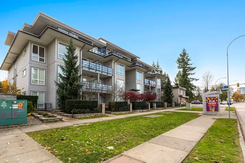 207 15628 104 AVENUE - photo 3 of 30