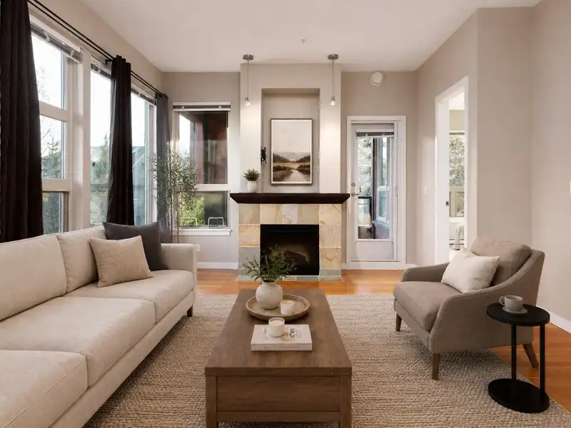 209 240 SALTER STREET - photo 1 of 14