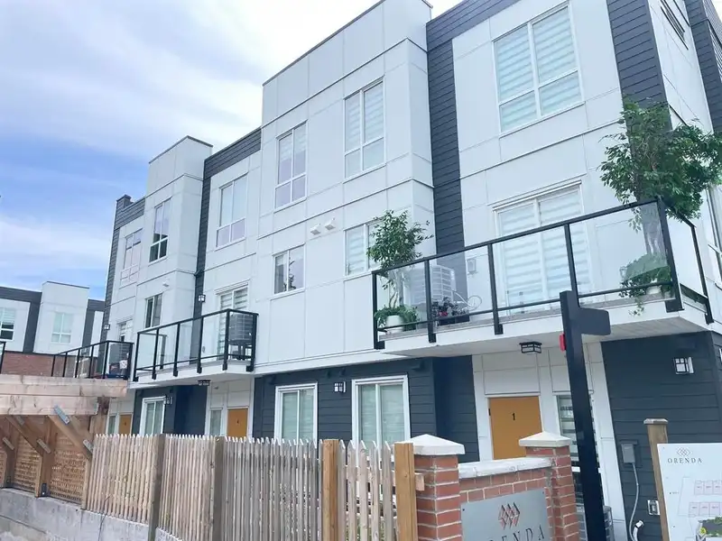 3 18850 72A AVENUE - photo 1 of 32