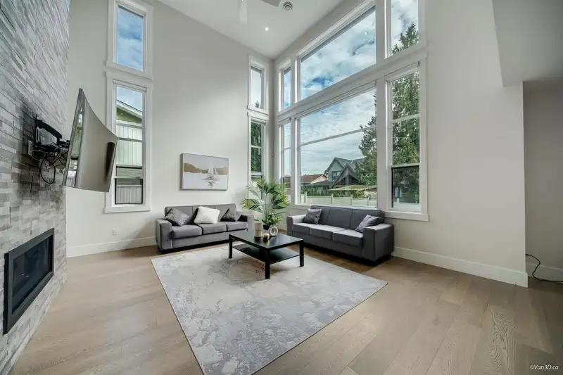 708 AUSTIN AVENUE - photo 3 of 37