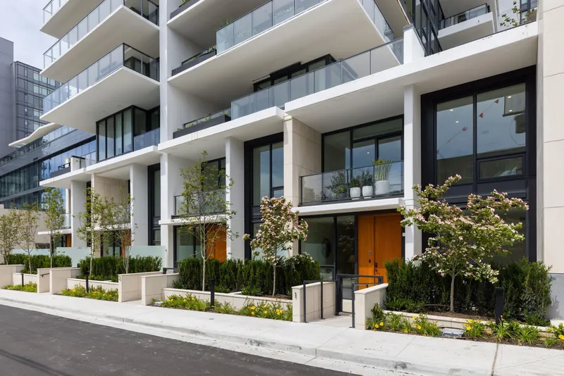 TH8 135 E 13TH STREET - photo 2 of 25