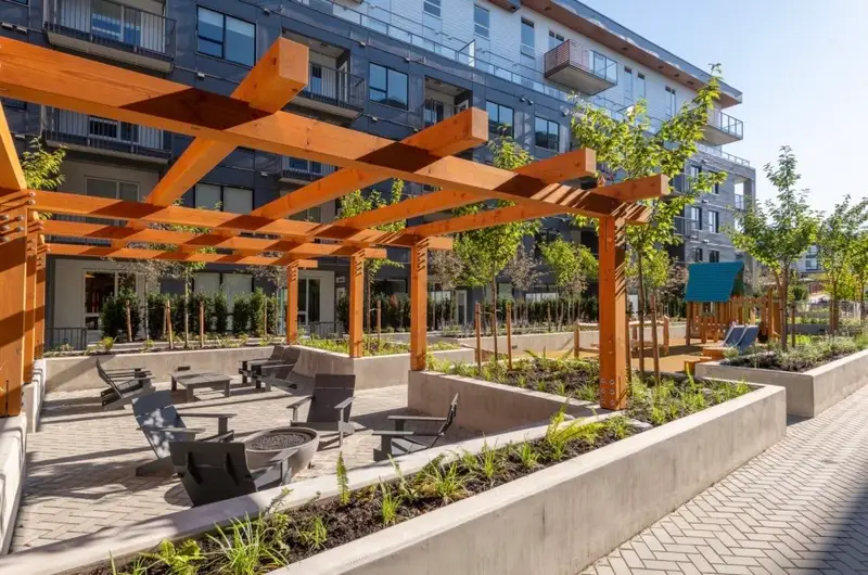 406 648 LEA AVENUE - photo 2 of 14