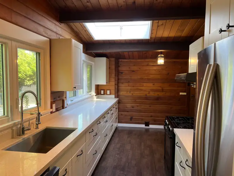 12564 24 AVENUE - photo 4 of 8