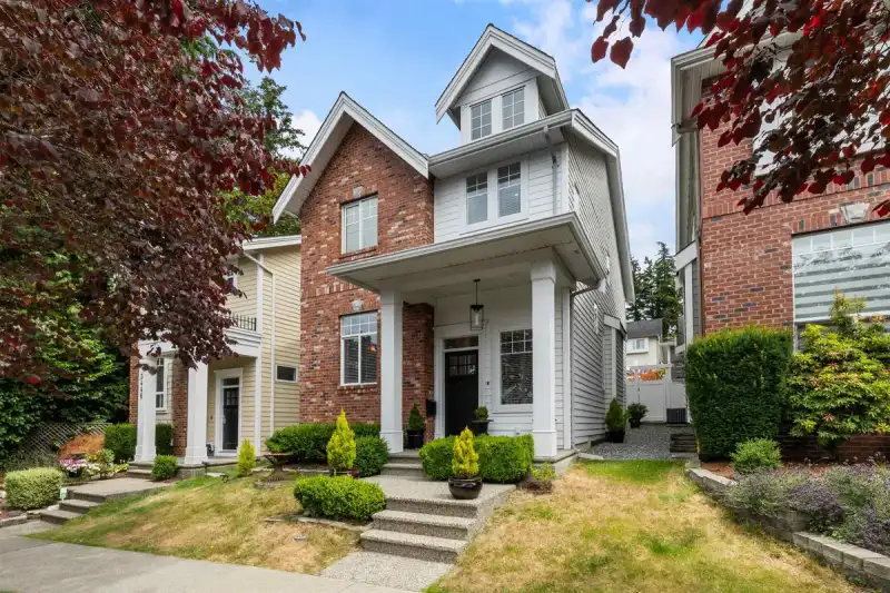 3444 148 STREET - photo 1 of 37