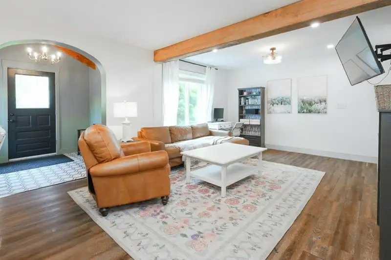 20831 RIVER ROAD - photo 4 of 38