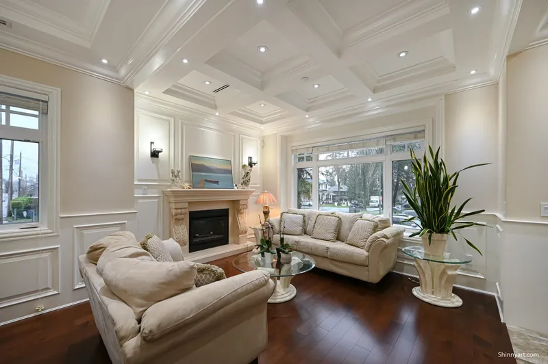 1091 E 55TH AVENUE - photo 3 of 25