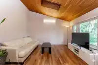 1136 LANSDOWNE DRIVE - thumbnail 4