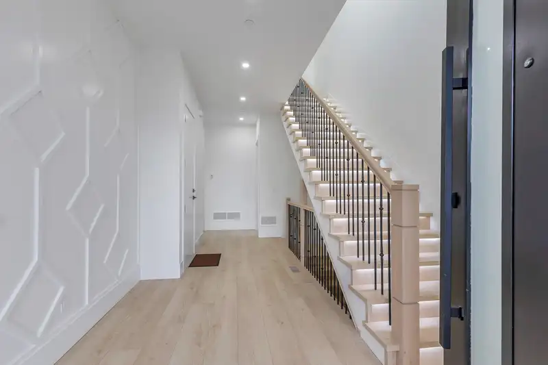8699 MACHELL STREET - photo 2 of 34