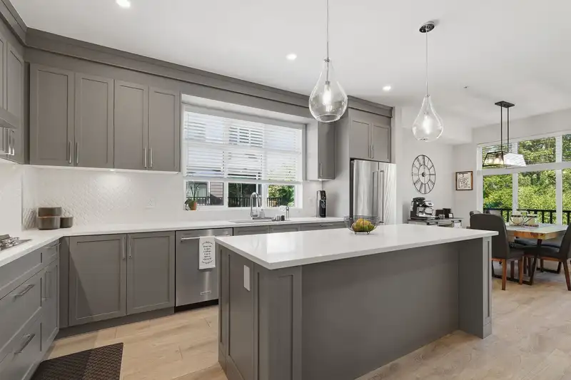60 20327 72B AVENUE - photo 4 of 40