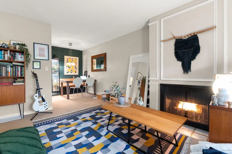 308 2366 WALL STREET - photo 1 of 14