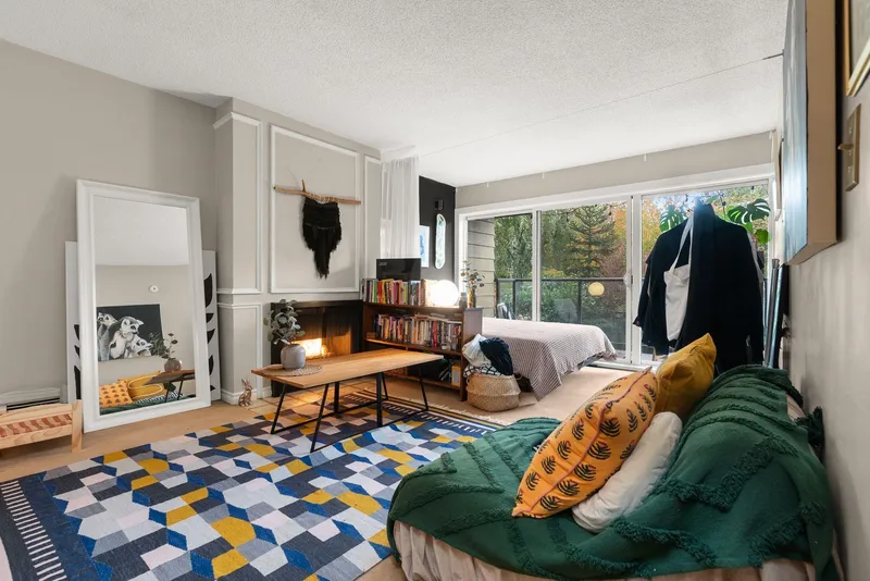 308 2366 WALL STREET - photo 4 of 14