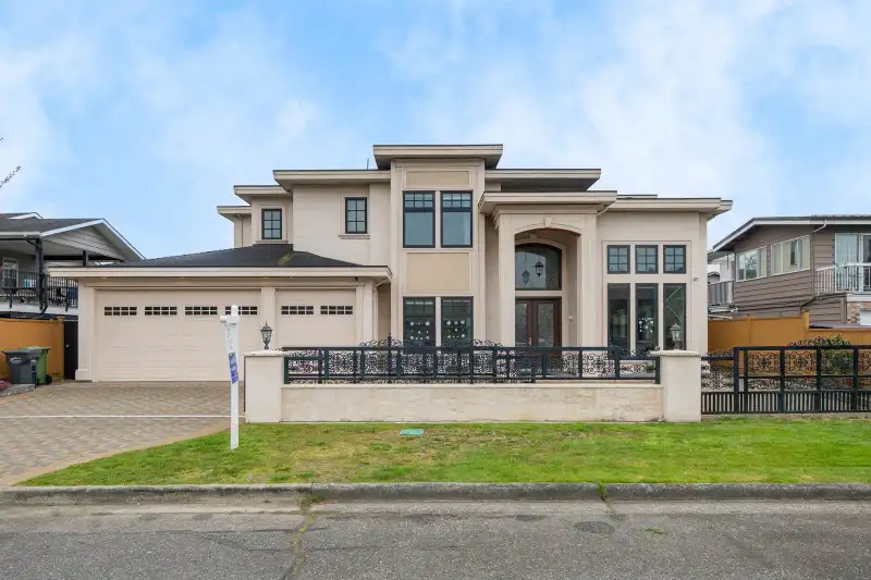10720 ANGLESEA DRIVE - photo 1 of 36