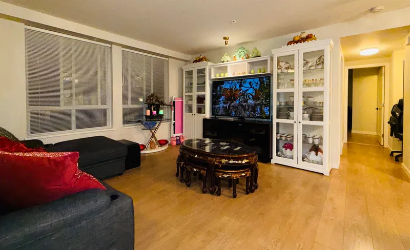 49 3728 THURSTON STREET - photo 2 of 13