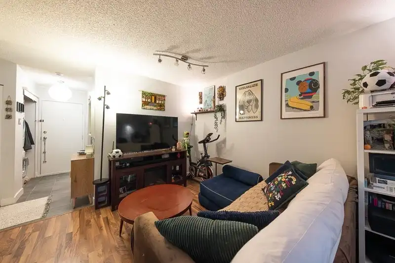 209 1345 COMOX STREET - photo 1 of 14
