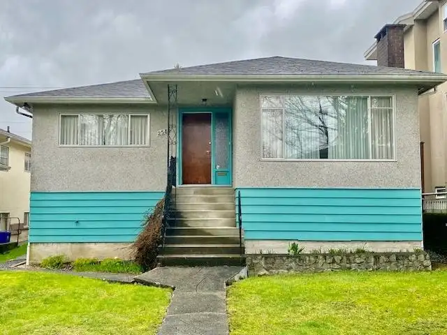 2586 E 23 AVENUE - photo 1 of 14