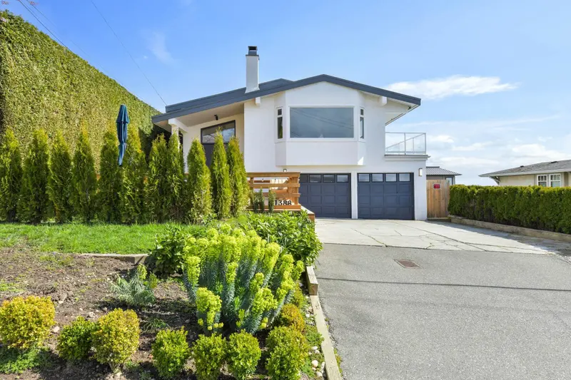 1388 KERFOOT ROAD - photo 1 of 25