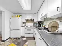 712 SHAW AVENUE - thumbnail 24