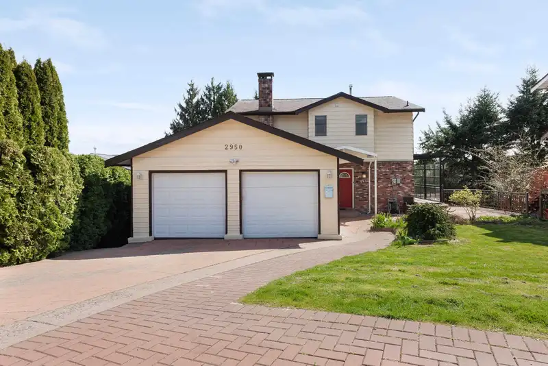 2950 KEETS DRIVE - photo 2 of 38