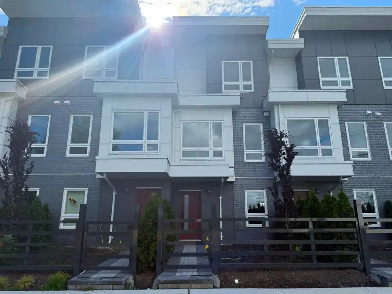 8 3033 SHELL ROAD - photo 2 of 4