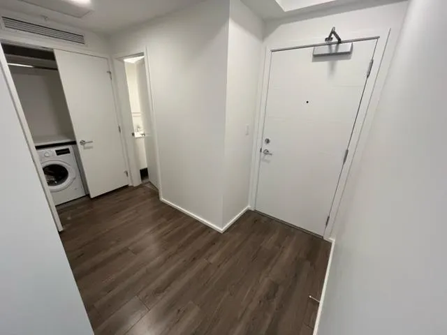 1705 3833 EVERGREEN PLACE - photo 4 of 25