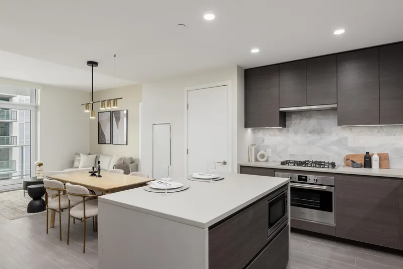 4611 2108 GILMORE AVENUE - photo 3 of 19