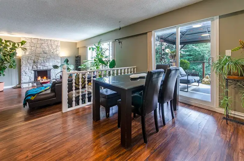 343 DARTMOOR DRIVE - photo 4 of 31