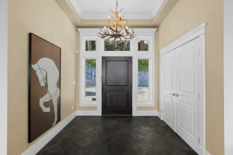 1371 BURNSIDE ROAD - photo 2 of 38
