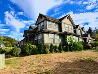 6898 177 STREET - thumbnail 2