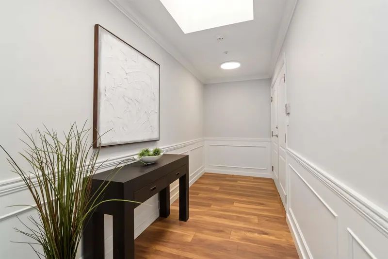 401 1281 PARKGATE AVENUE - photo 4 of 25