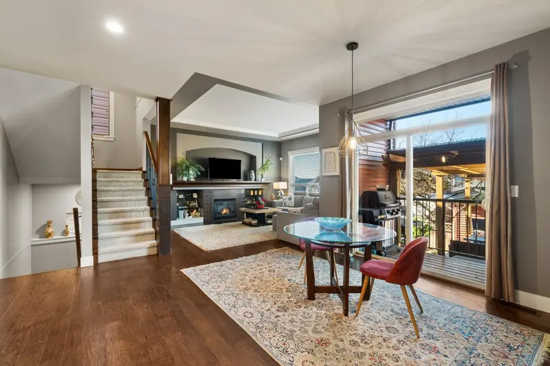 1386 COAST MERIDIAN ROAD - photo 4 of 25